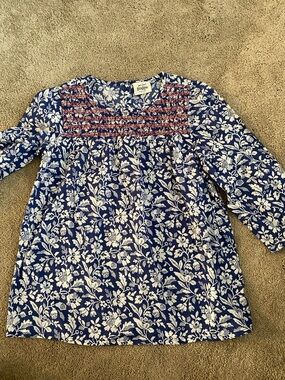 Mini Boden Navy and White Floral Smocked blouse